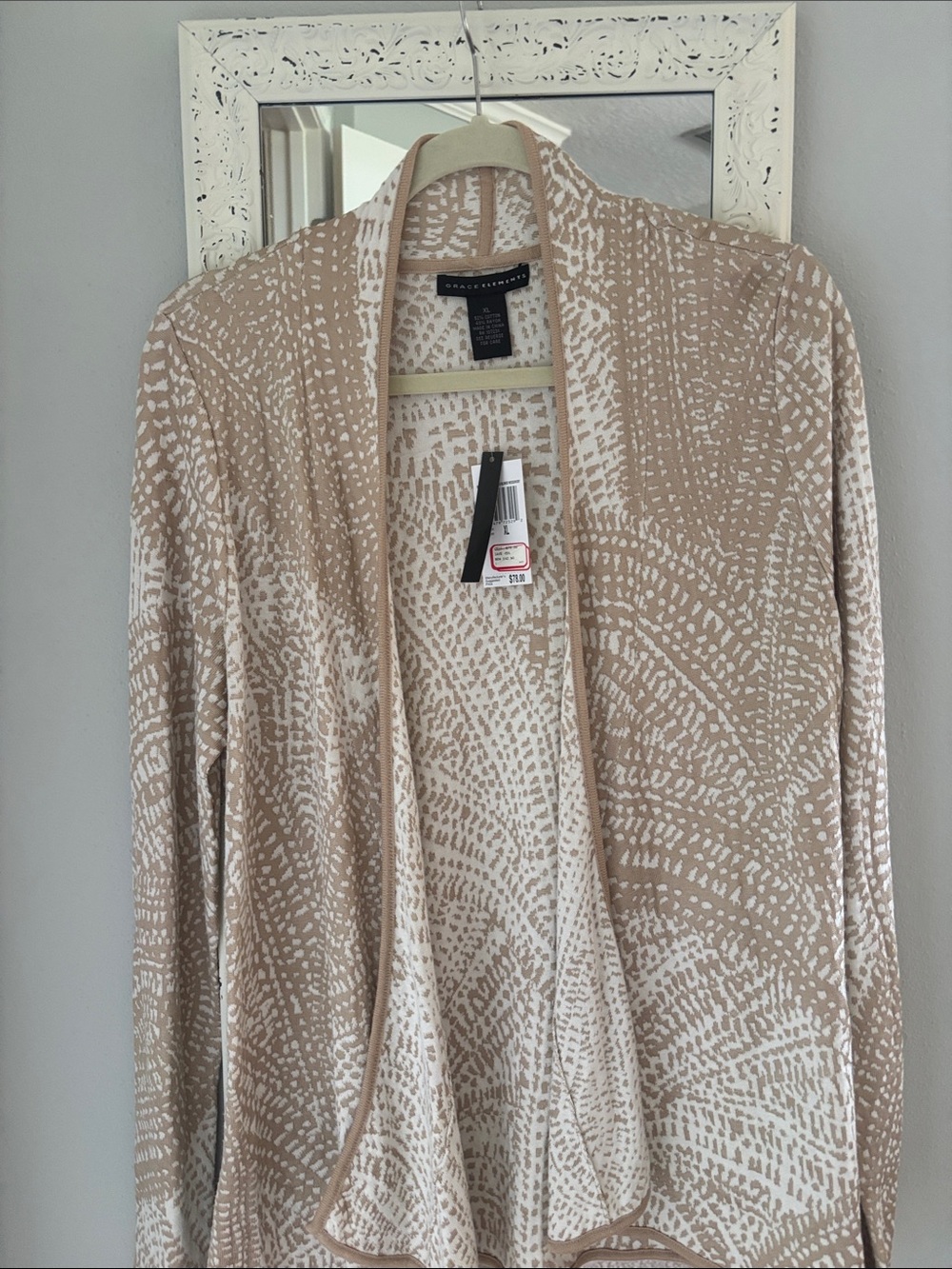 Ladies XL long sleeve sweater. $30